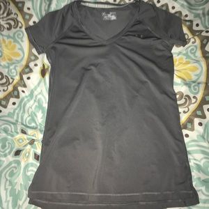 Under Armour Women's Fitted Workout Tee